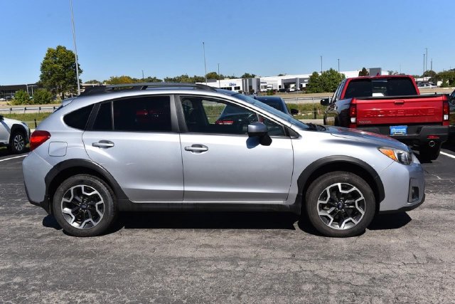 Used 2016 Subaru Crosstrek 2.0i Premium w/ Moonroof Package AWD/4WD image 5