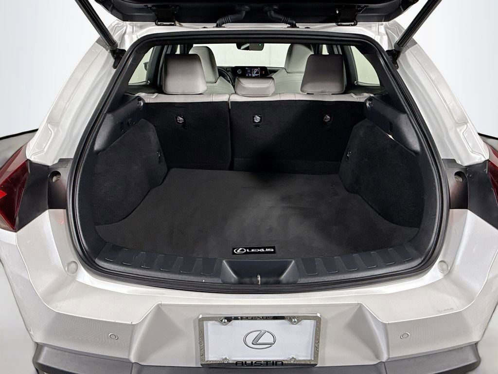 Certified 2022 Lexus UX 200 w/ Premium Package image 26