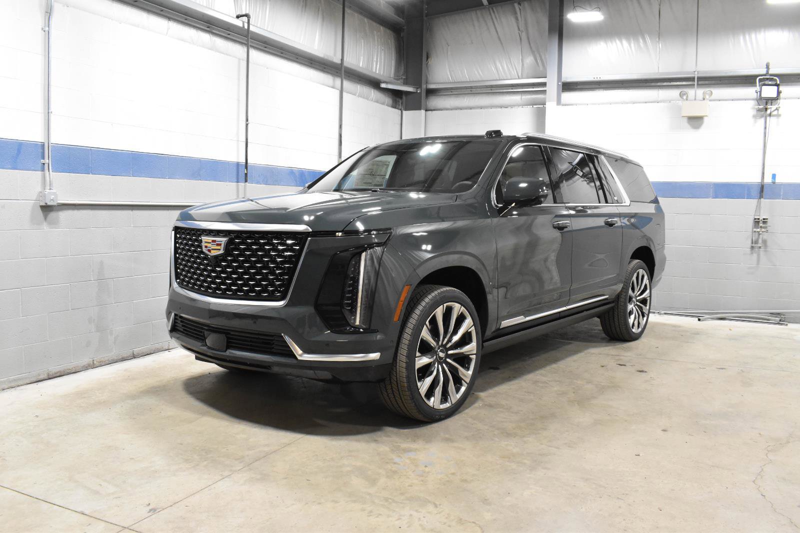New 2026 Cadillac Escalade ESV Luxury w/ Touring Package image 1