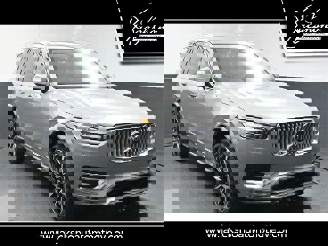 New 2025 Volvo XC90 B5 Plus w/ Protection Package Premier