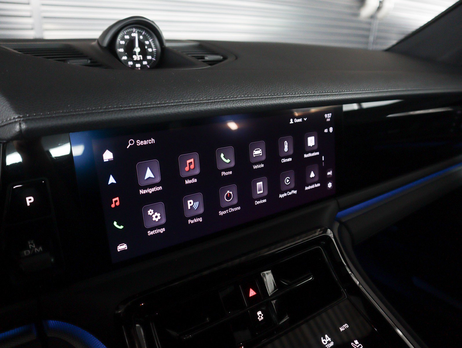 Certified 2025 Porsche Panamera RWD image 19