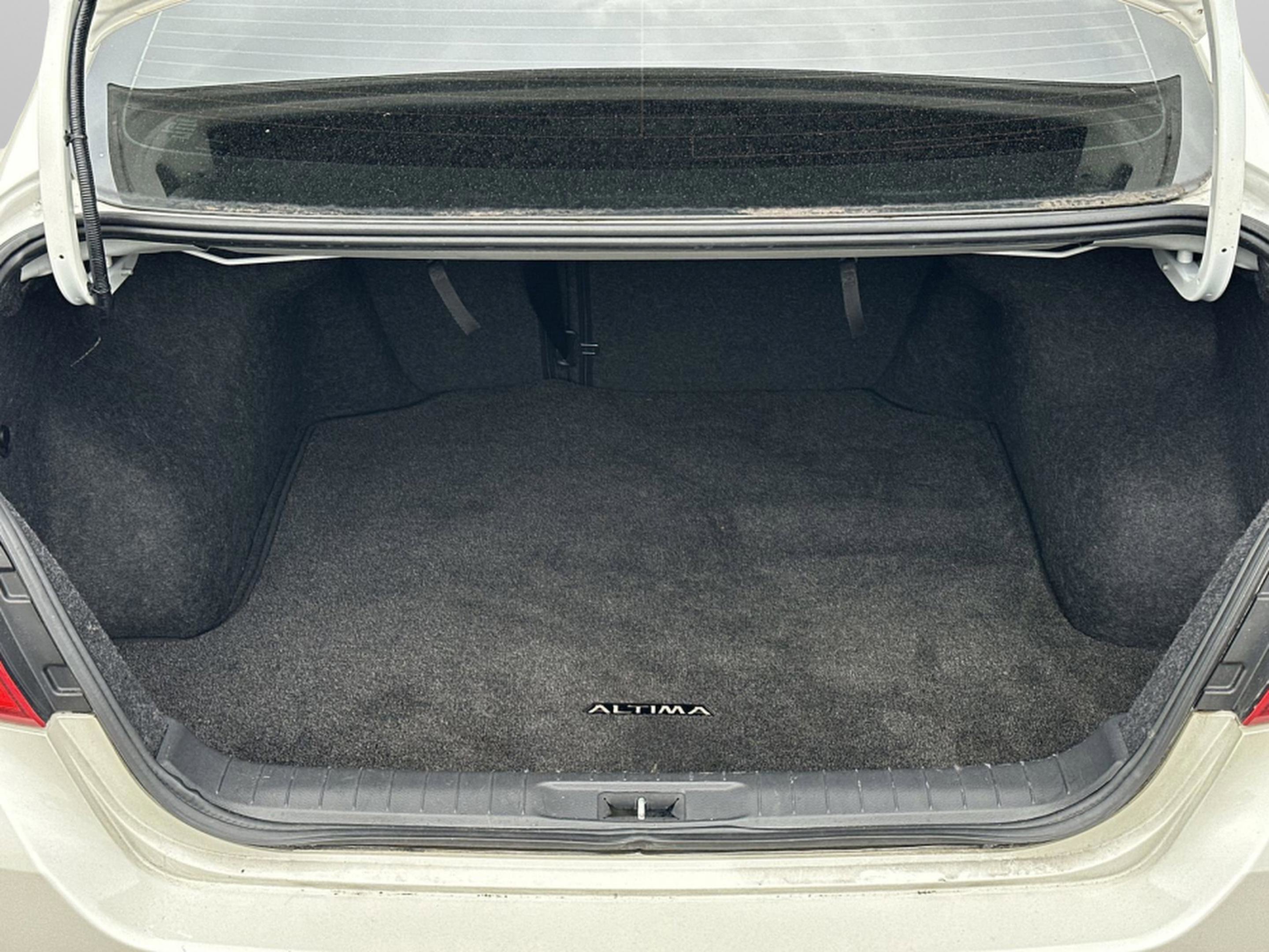 Used 2017 Nissan Altima 2.5 SL w/ Moonroof Package image 30