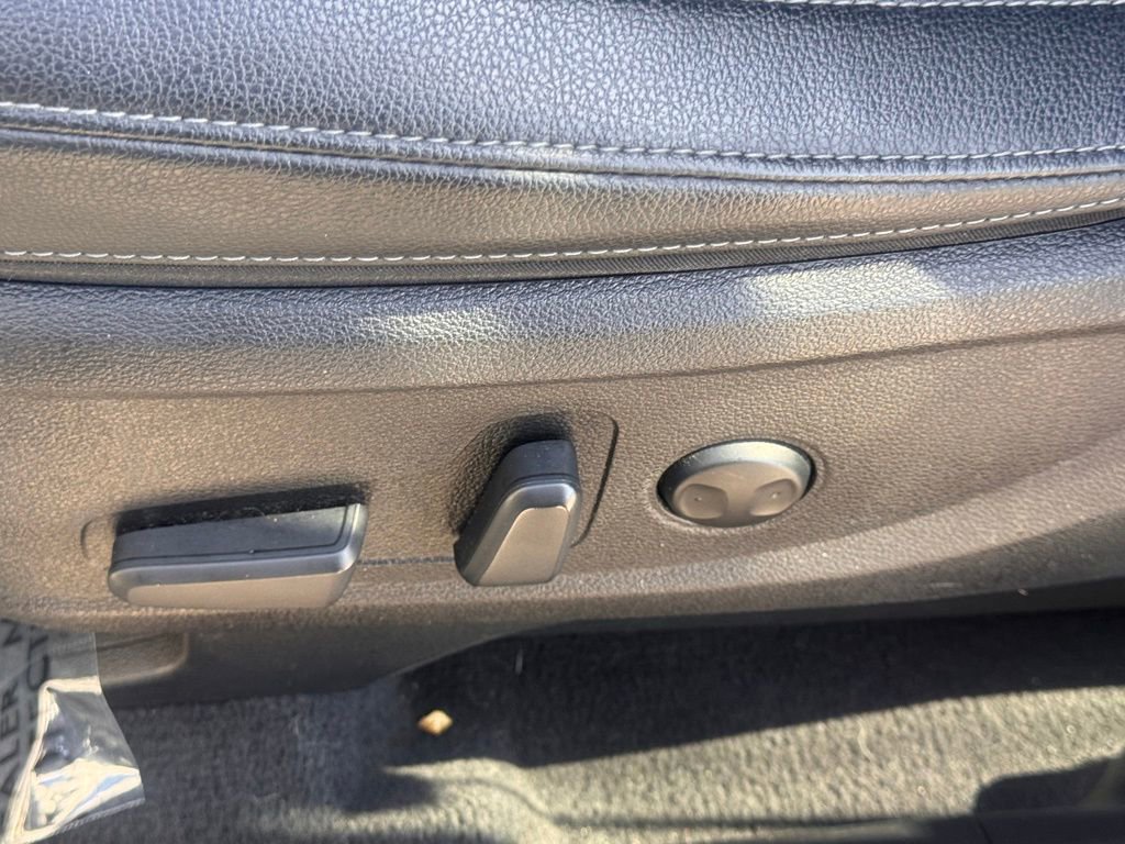 Used 2021 Kia Telluride EX w/ EX Premium Package image 19