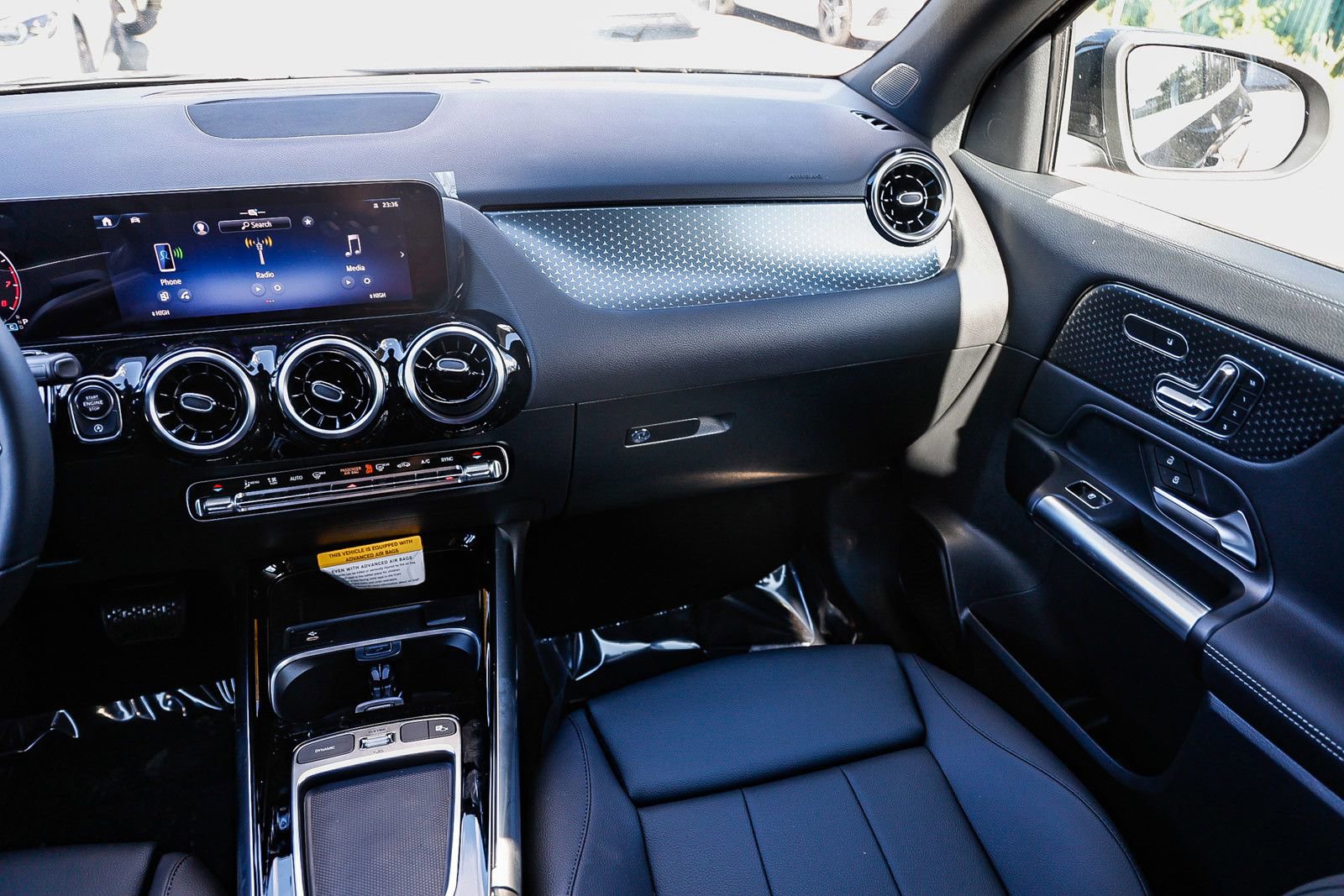 New 2026 Mercedes-Benz GLA 250 4MATIC image 15