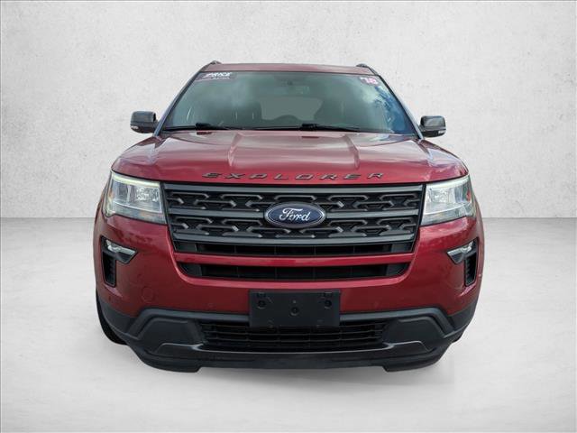 Used 2018 Ford Explorer XLT w/ Equipment Group 202A image 2