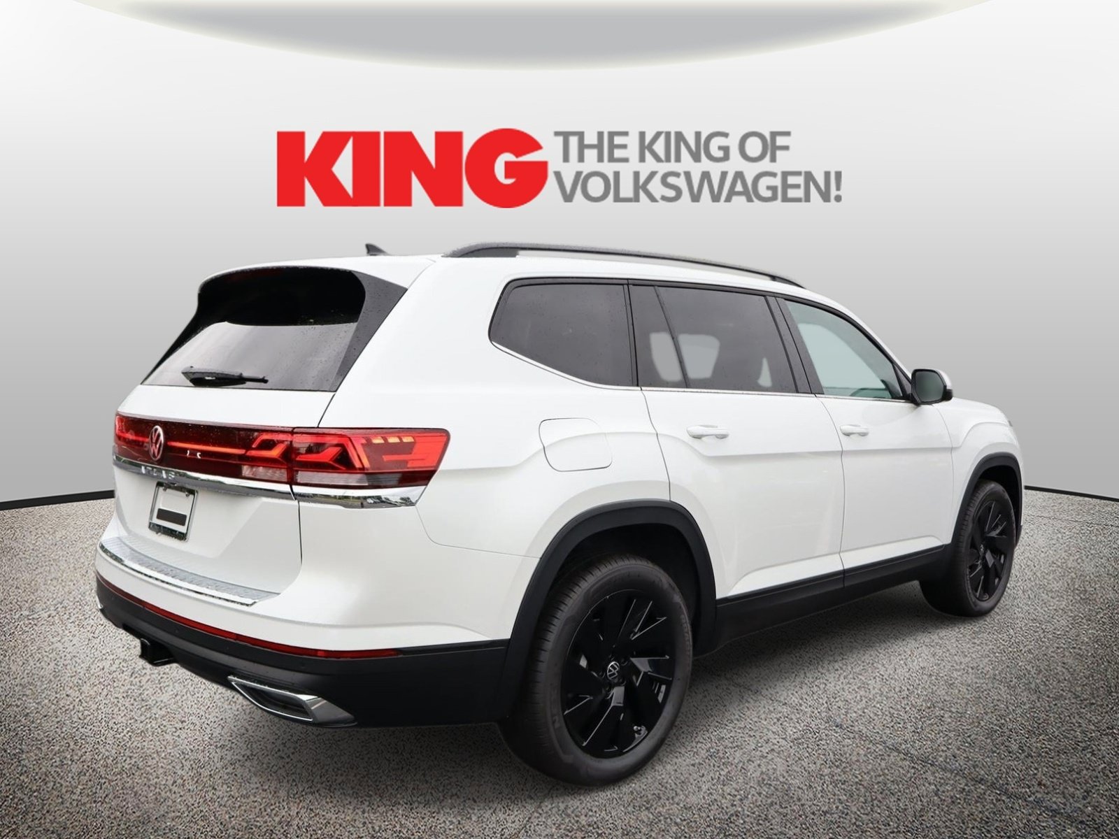 New 2026 Volkswagen Atlas SE FWD image 3
