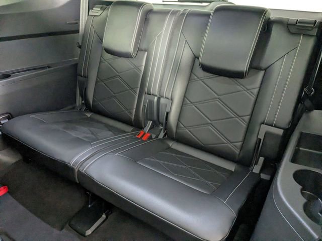 Used 2024 Volkswagen Atlas SE image 27