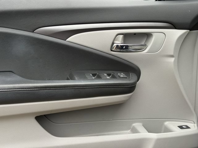 Used 2017 Honda Pilot EX image 23
