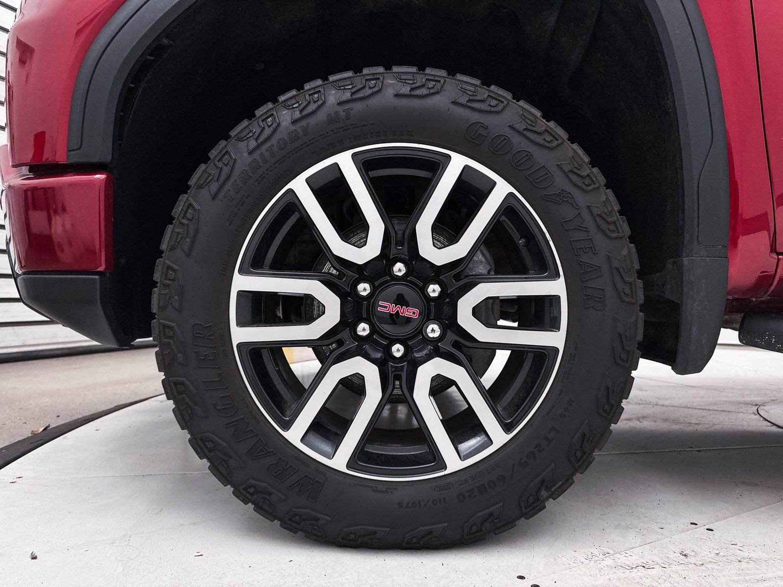 Used 2023 GMC Sierra 1500 AT4 w/ AT4 Preferred Package image 16