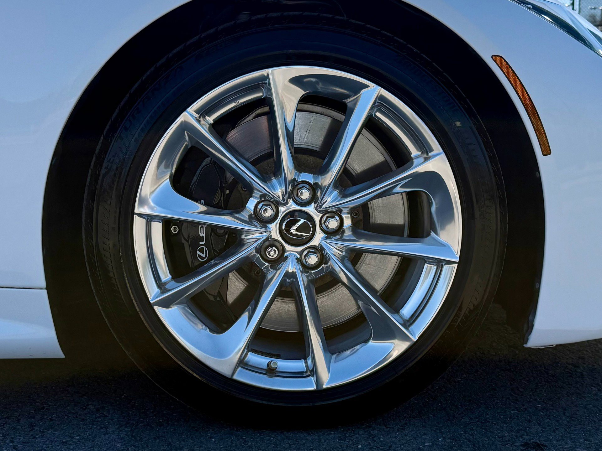 Used 2018 Lexus LC 500h w/ Touring Package image 18