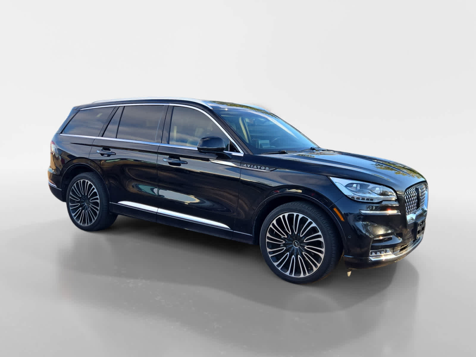 Used 2023 Lincoln Aviator Black Label w/ Dynamic Handling Package AWD/4WD image 7