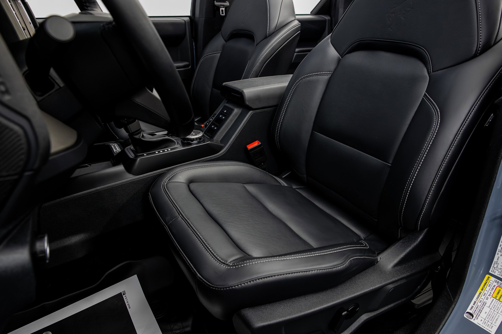 Used 2025 Ford Bronco Outer Banks AWD/4WD image 29