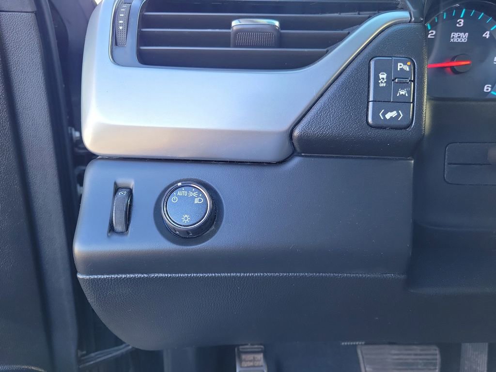 Used 2020 Chevrolet Tahoe LT image 17