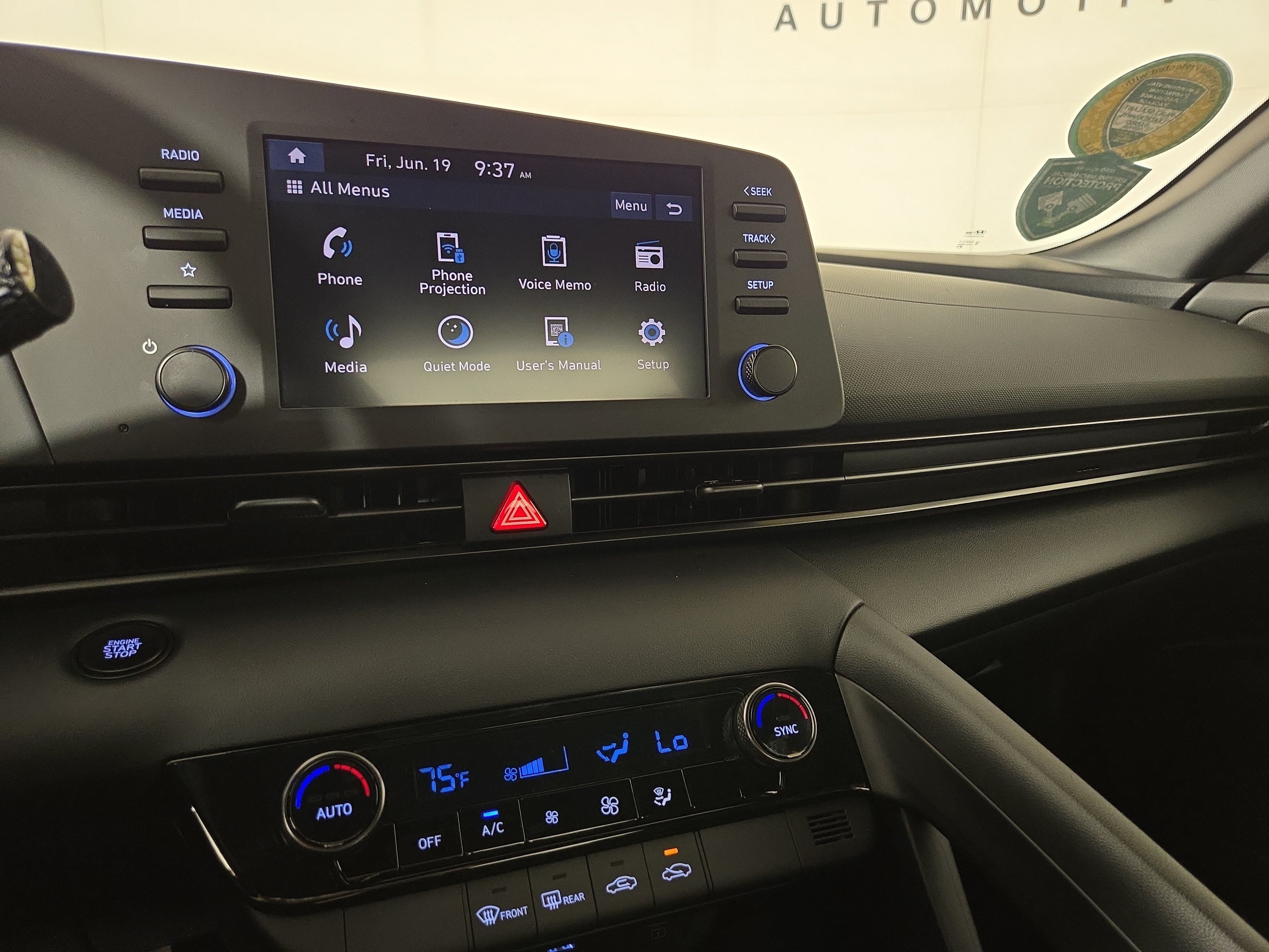 Used 2025 Hyundai Elantra Sport FWD image 21