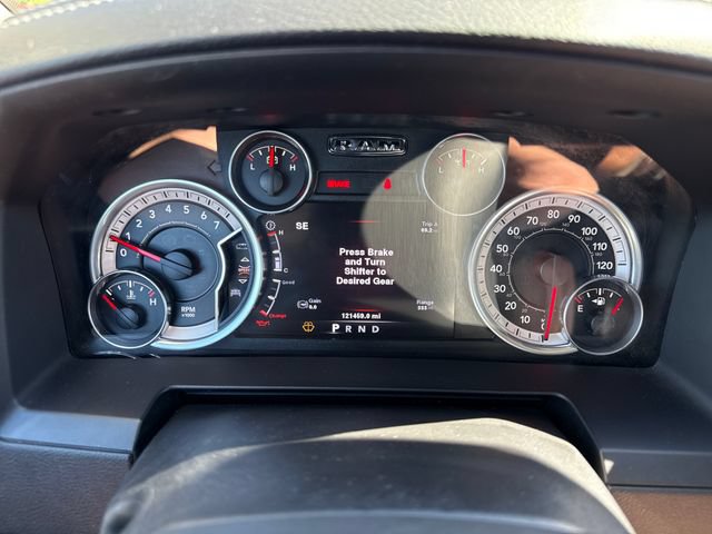 Used 2014 RAM 1500 Laramie w/ Convenience Group AWD/4WD image 18