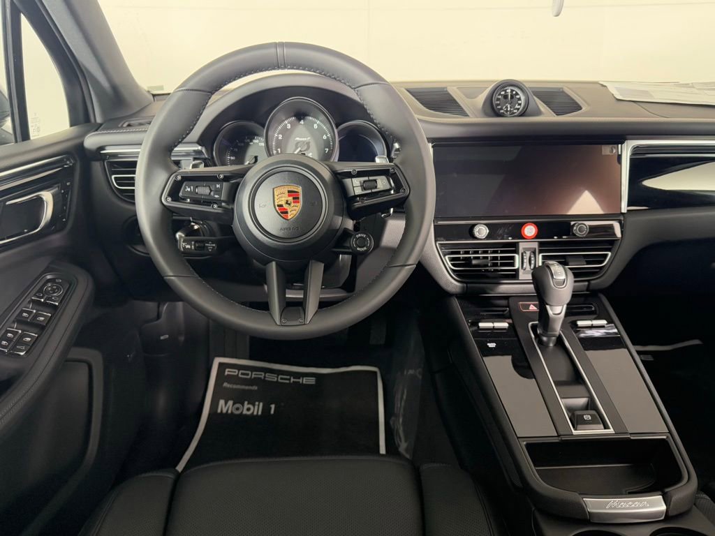 New 2026 Porsche Macan Turbo image 23