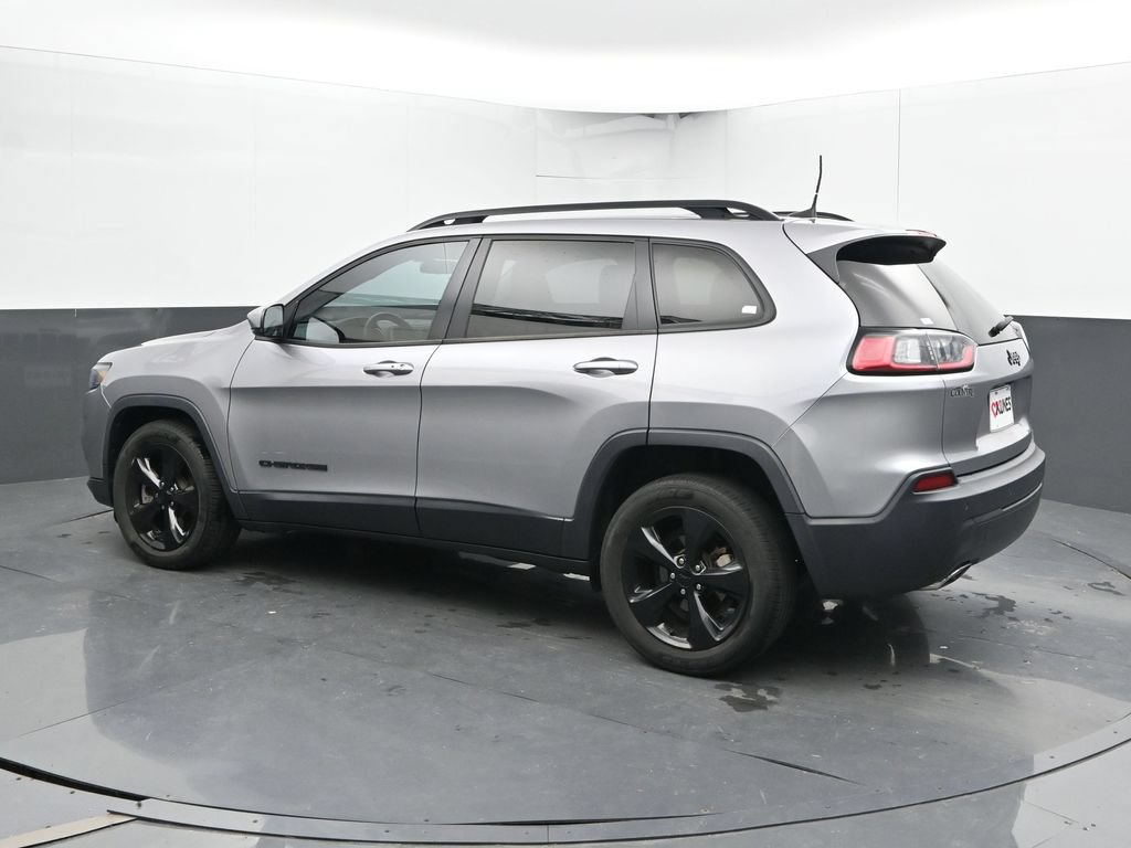 Used 2019 Jeep Cherokee Latitude Plus FWD image 10