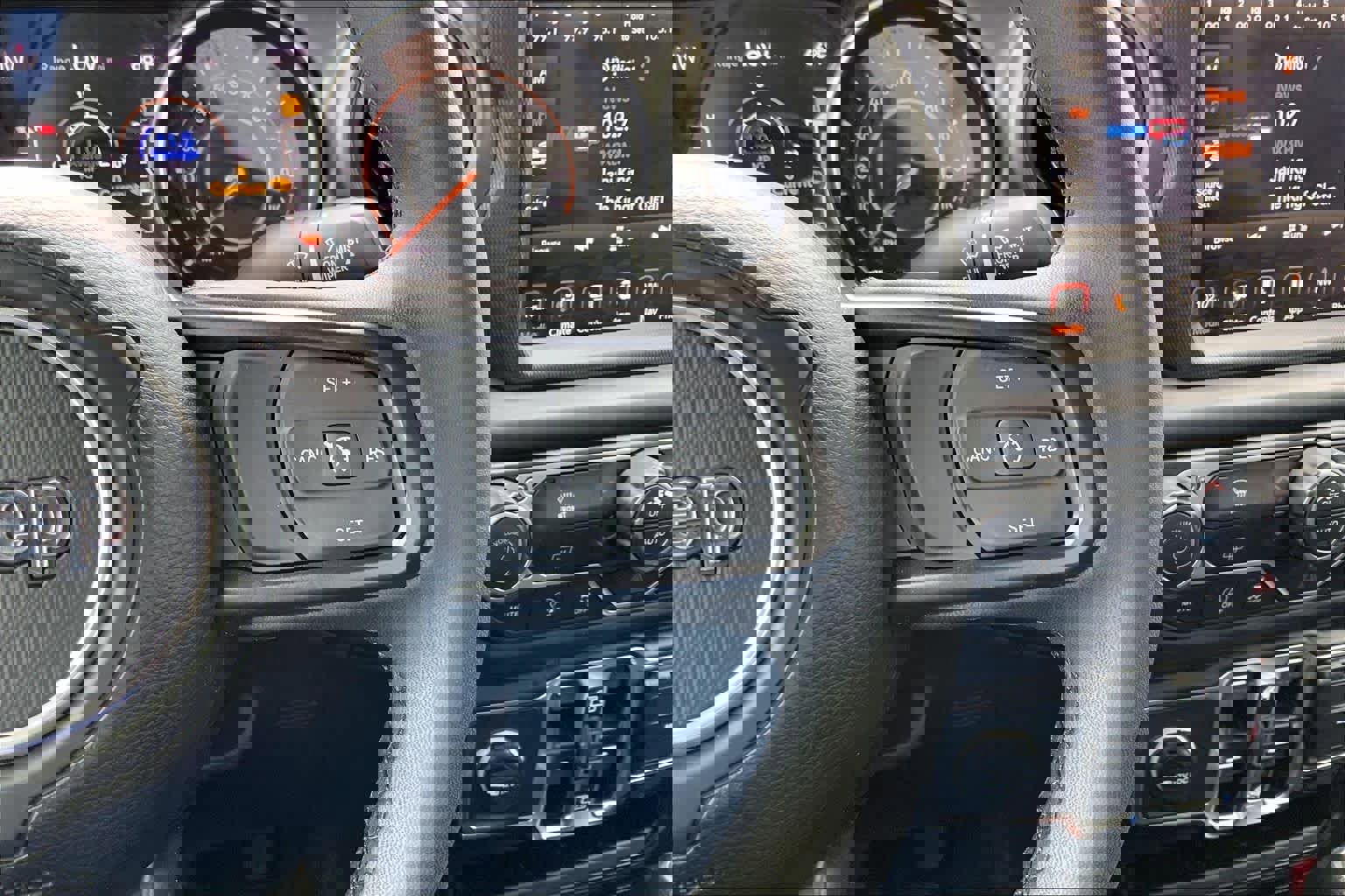 Used 2023 Jeep Gladiator Sport image 24