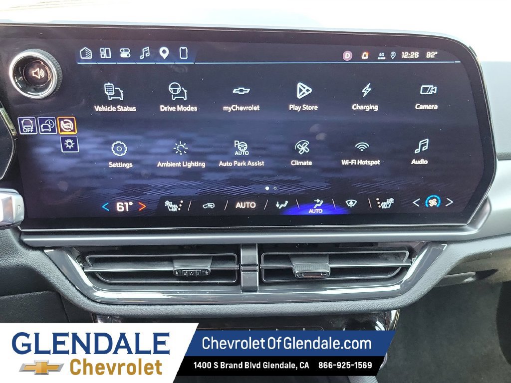 Used 2024 Chevrolet Equinox EV RS FWD image 17