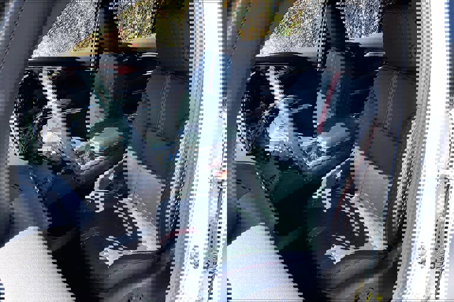 Used 2024 Chevrolet Traverse RS image 8