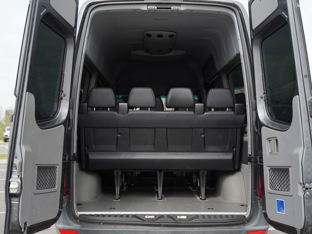 Used 2018 Mercedes-Benz Sprinter 2500 image 15