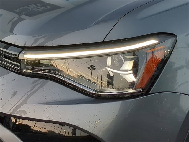 Certified 2025 Volkswagen Taos S image 7