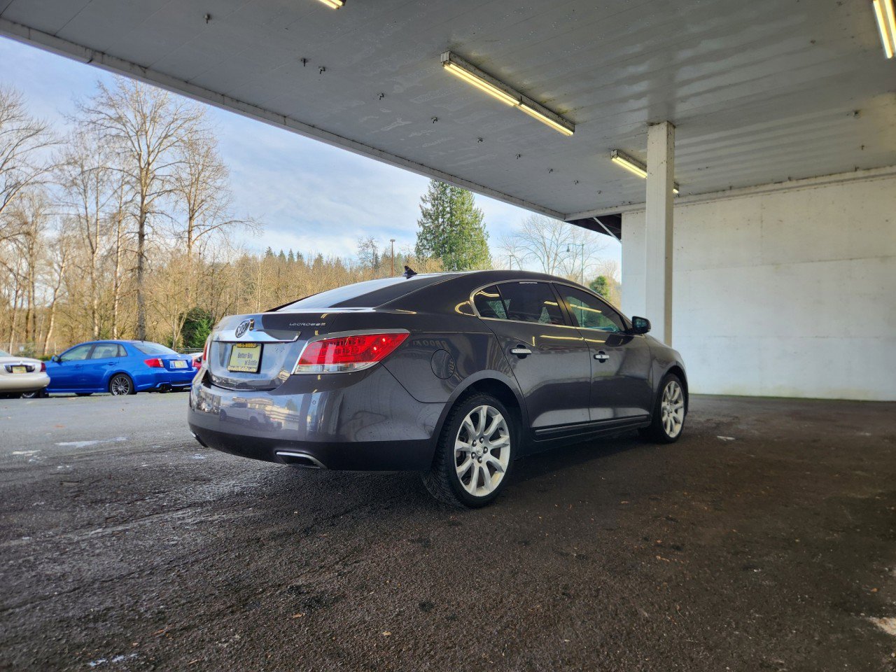 Used 2012 Buick LaCrosse Touring image 3
