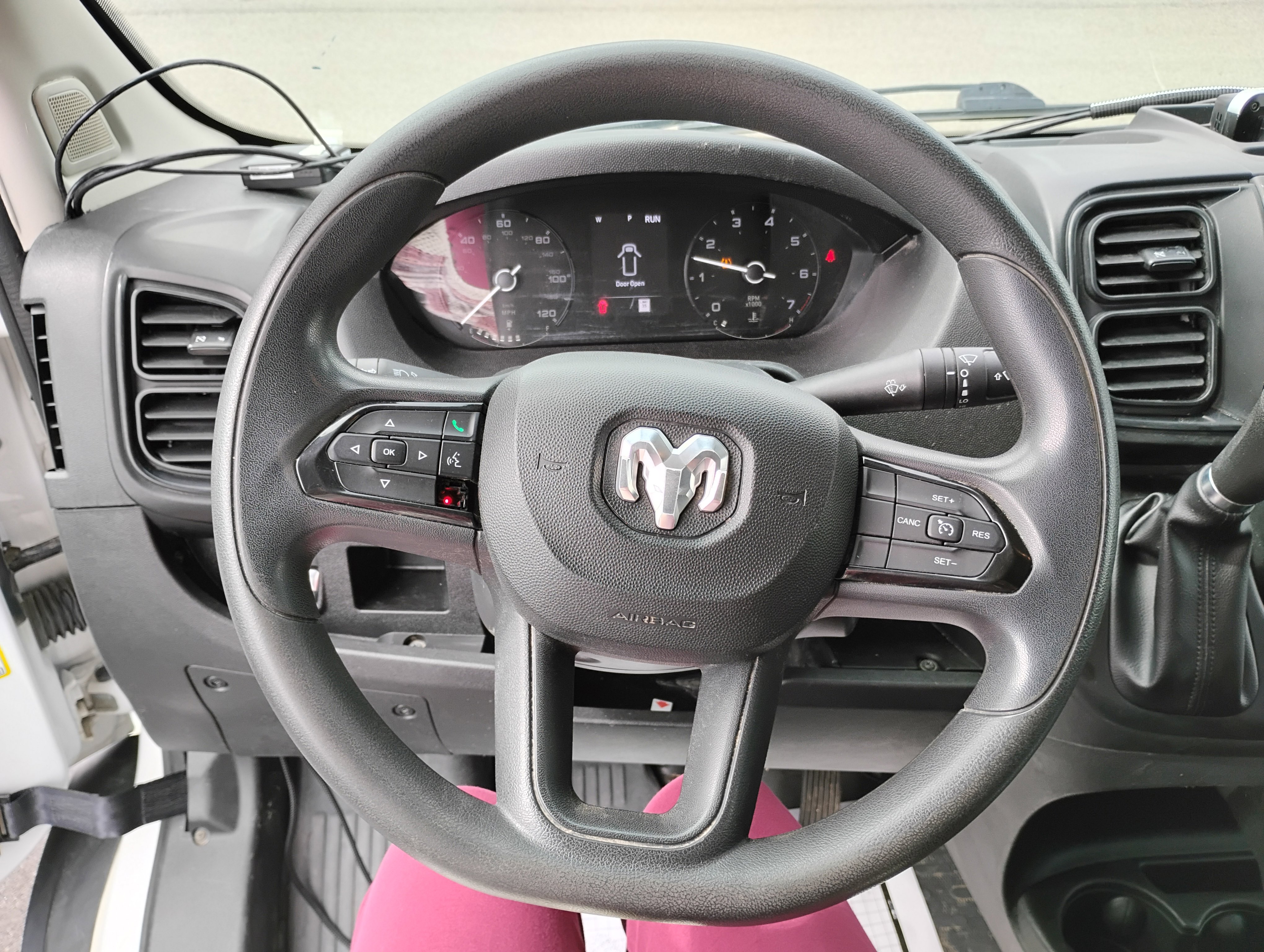 Used 2023 RAM ProMaster 3500 w/ Convenience Group image 8