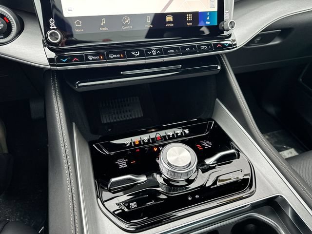 New 2026 Jeep Grand Wagoneer L Limited AWD/4WD image 22