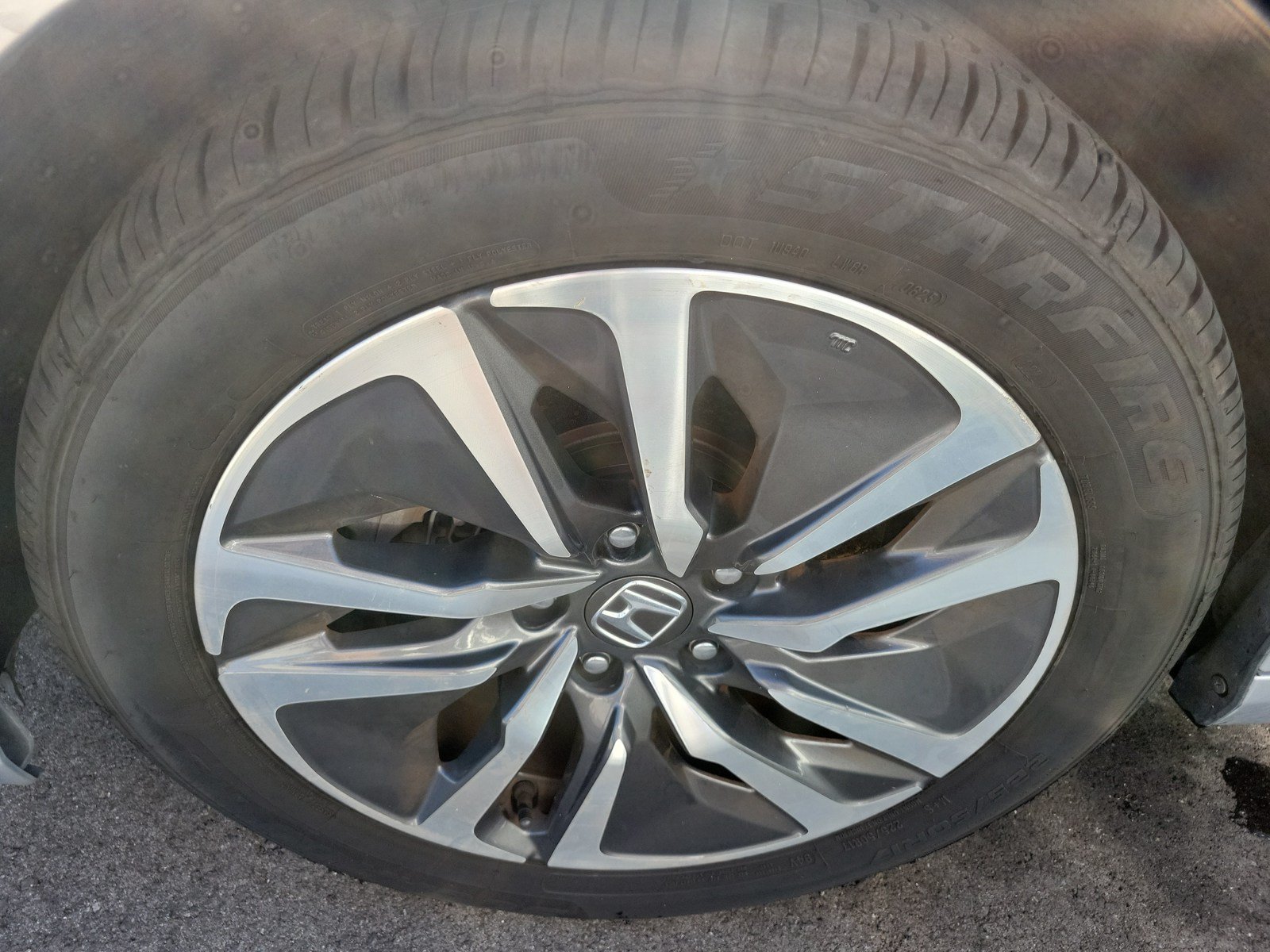 Used 2018 Honda Accord EX image 6