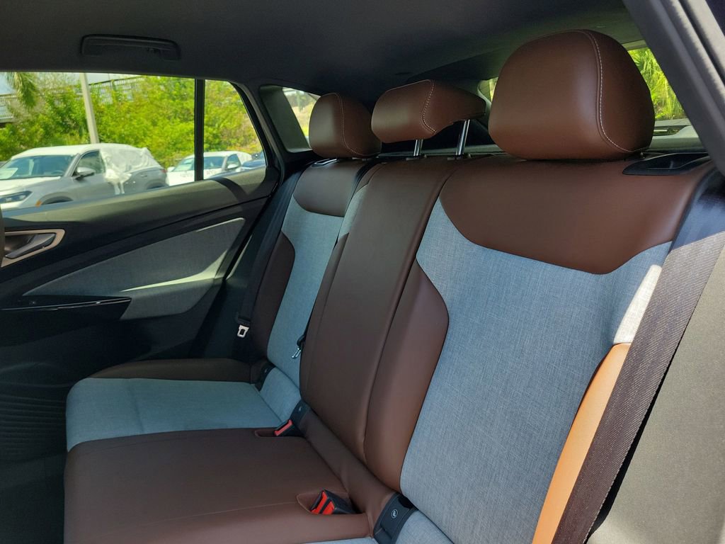 Certified 2023 Volkswagen ID.4 Pro RWD image 10