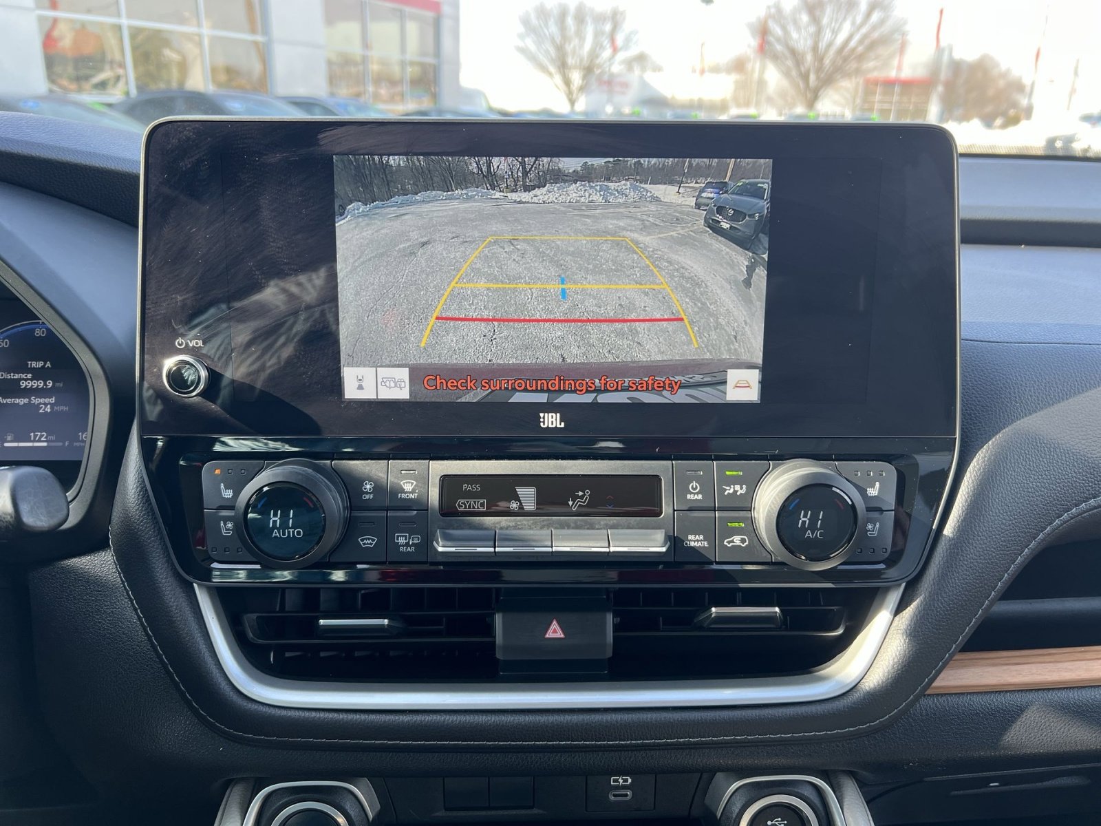 Used 2024 Toyota Grand Highlander Limited image 19