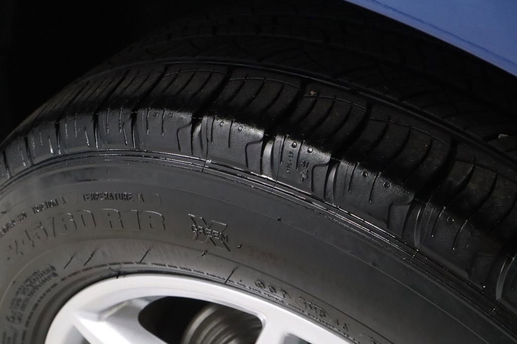 Certified 2024 Ford Edge SEL w/ Convenience Package image 17