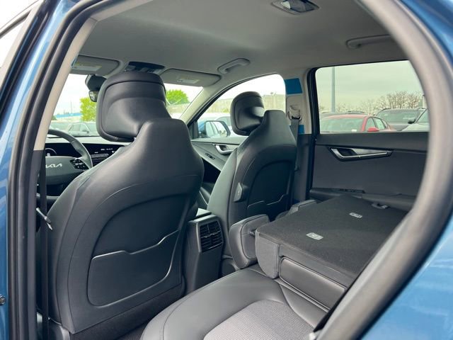 New 2026 Kia Niro Wind FWD image 11