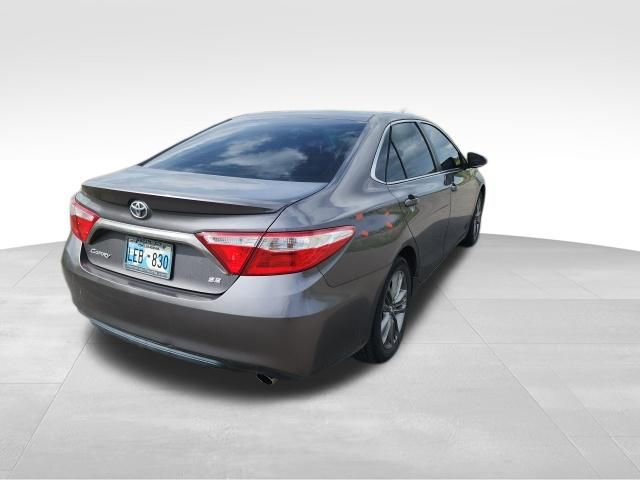 Used 2016 Toyota Camry SE FWD image 3