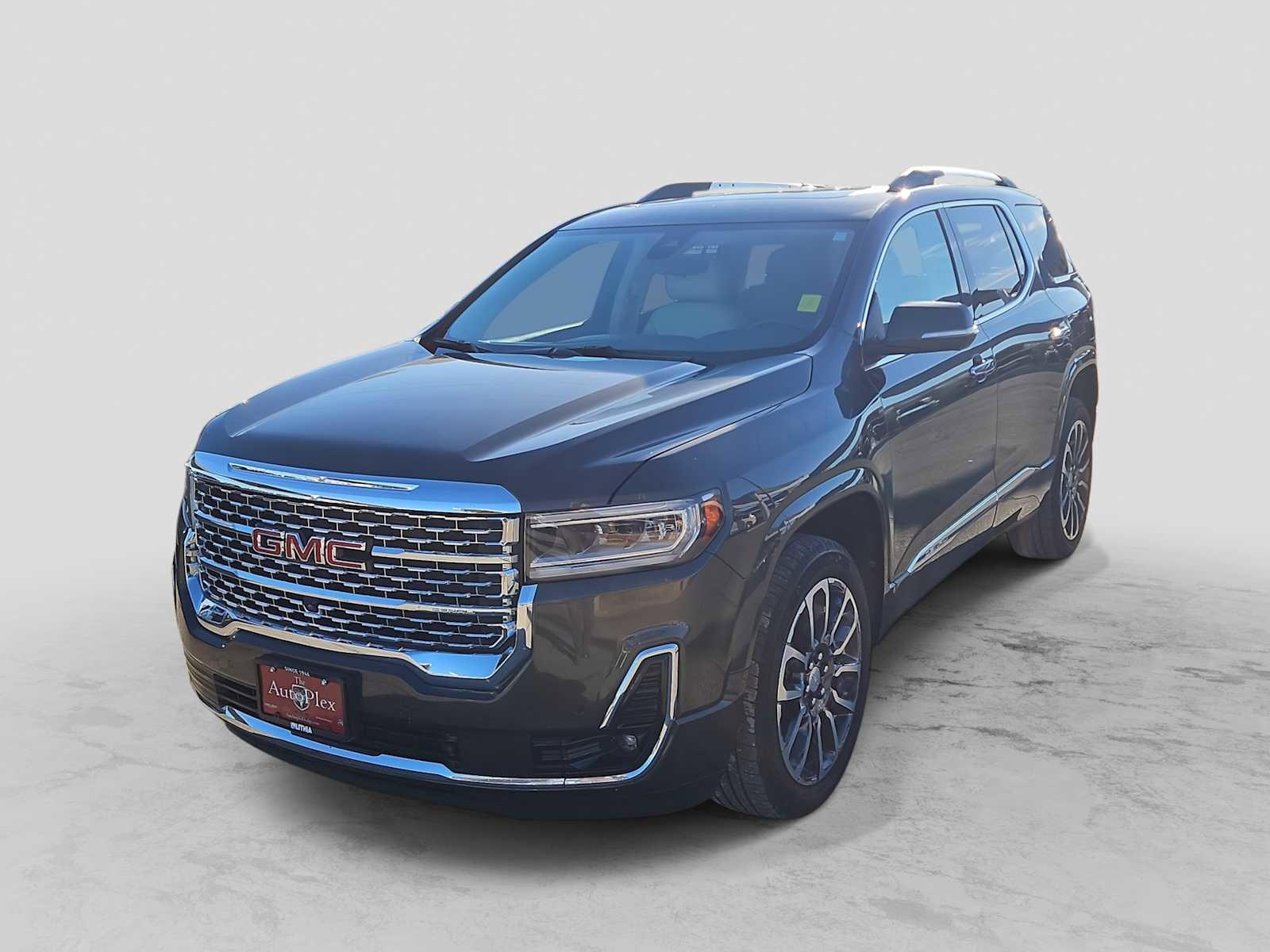 Used 2020 GMC Acadia Denali image 1