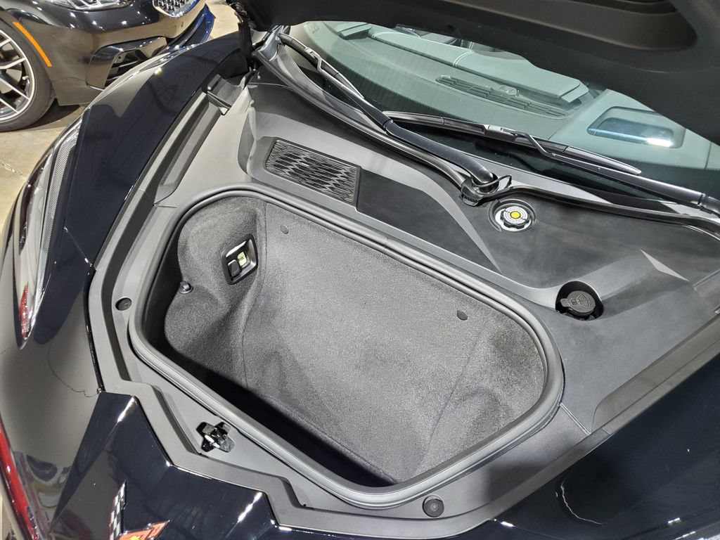 Used 2025 Chevrolet Corvette Z06 RWD image 46