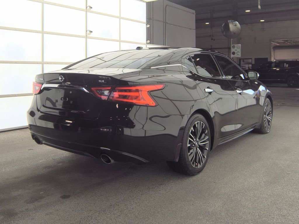 Used 2016 Nissan Maxima 3.5 SL w/ Interior Lighting Package image 7