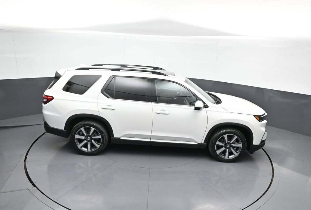 Certified 2024 Honda Pilot Touring image 41
