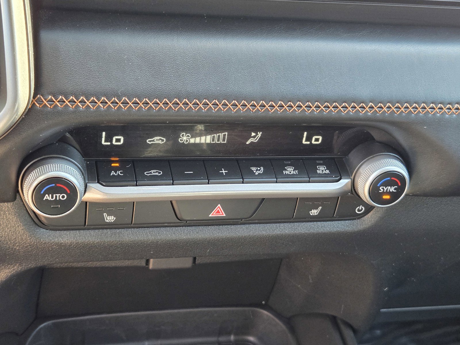 Used 2025 MAZDA CX-50 AWD 2.5 Hybrid w/ Premium Pkg image 19