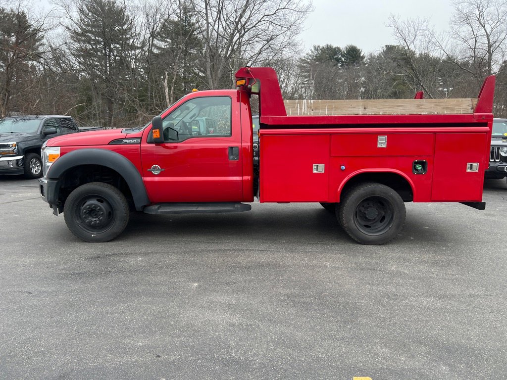 Used 2015 Ford F550 4x4 Regular Cab Super Duty image 2
