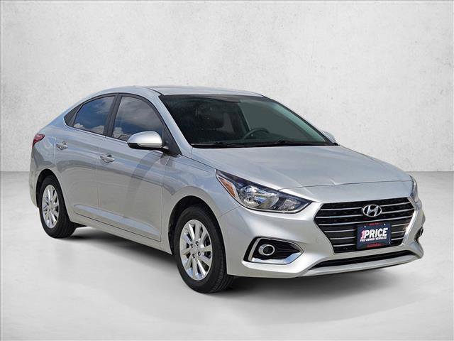 Used 2022 Hyundai Accent SEL image 3