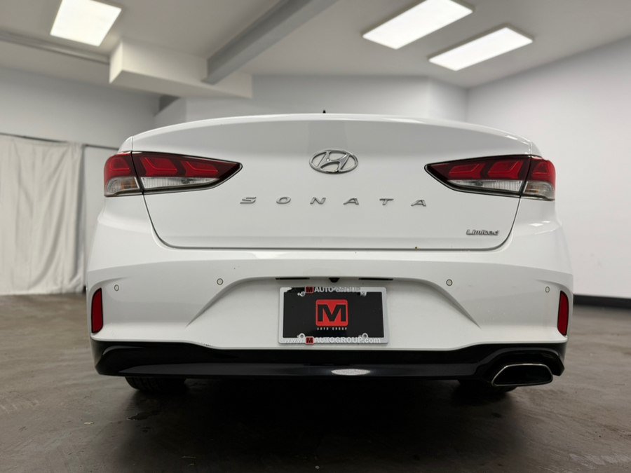 Used 2019 Hyundai Sonata Limited w/ Ultimate Package 04 FWD image 8