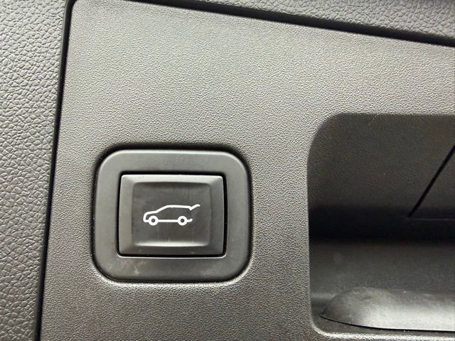 Used 2019 Cadillac XT4 Sport image 8