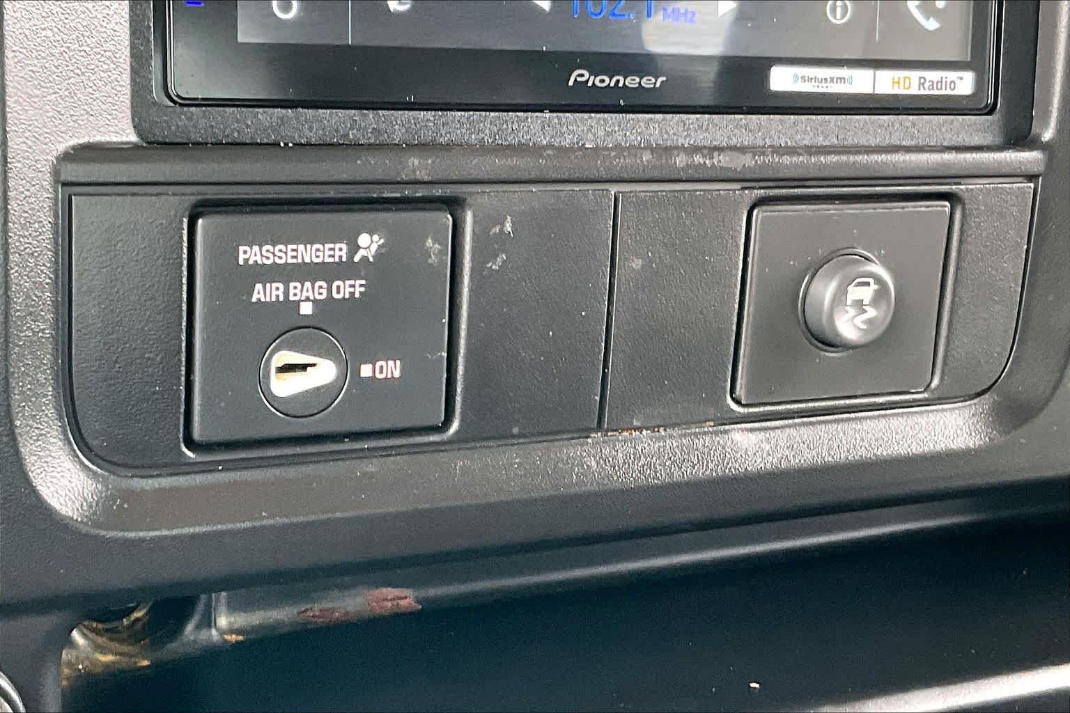 Used 2007 Chevrolet Express 3500 Extended Passenger w/ LT Preferred Equipment Group RWD image 30