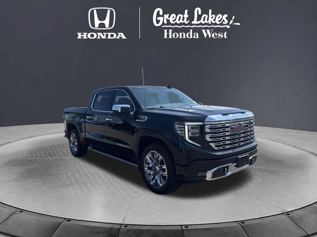 Used 2022 GMC Sierra 1500 Denali w/ Denali Reserve Package AWD/4WD image 4