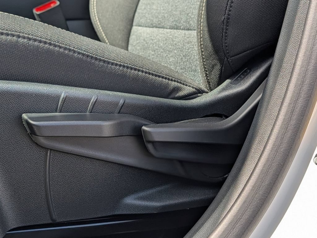 New 2026 GMC Terrain Elevation w/ Black Edition AWD/4WD image 39