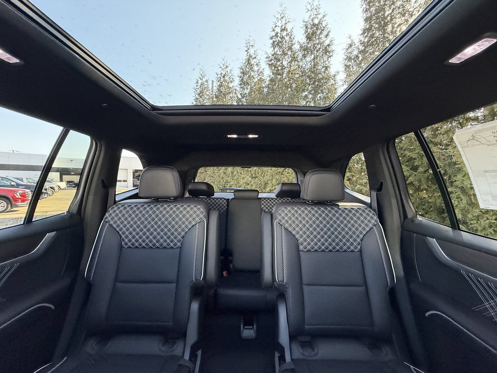 New 2026 GMC Acadia Denali w/ Super Cruise Package AWD/4WD image 3