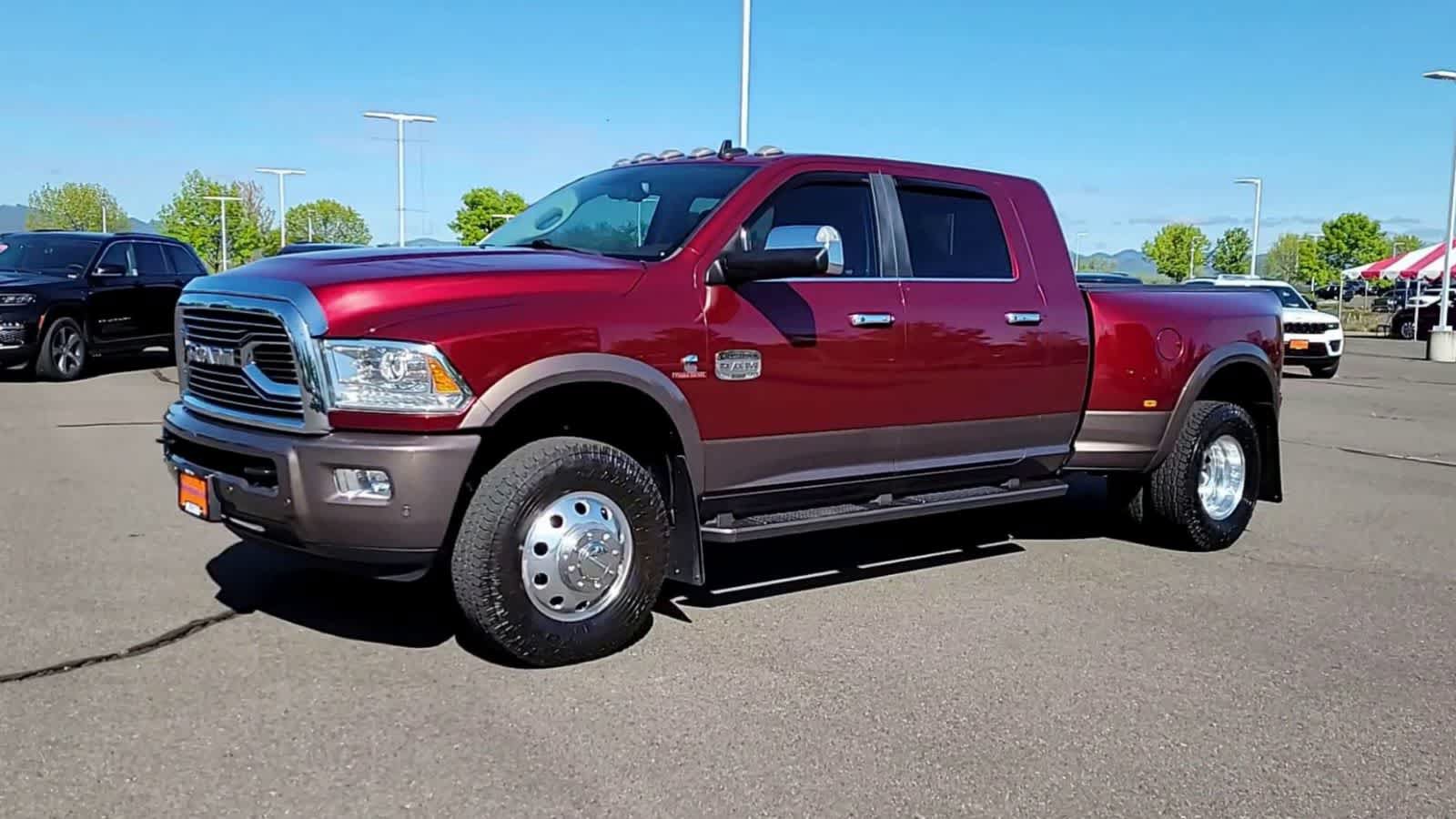 Used 2018 RAM 3500 Laramie Longhorn w/ Convenience Group AWD/4WD image 4