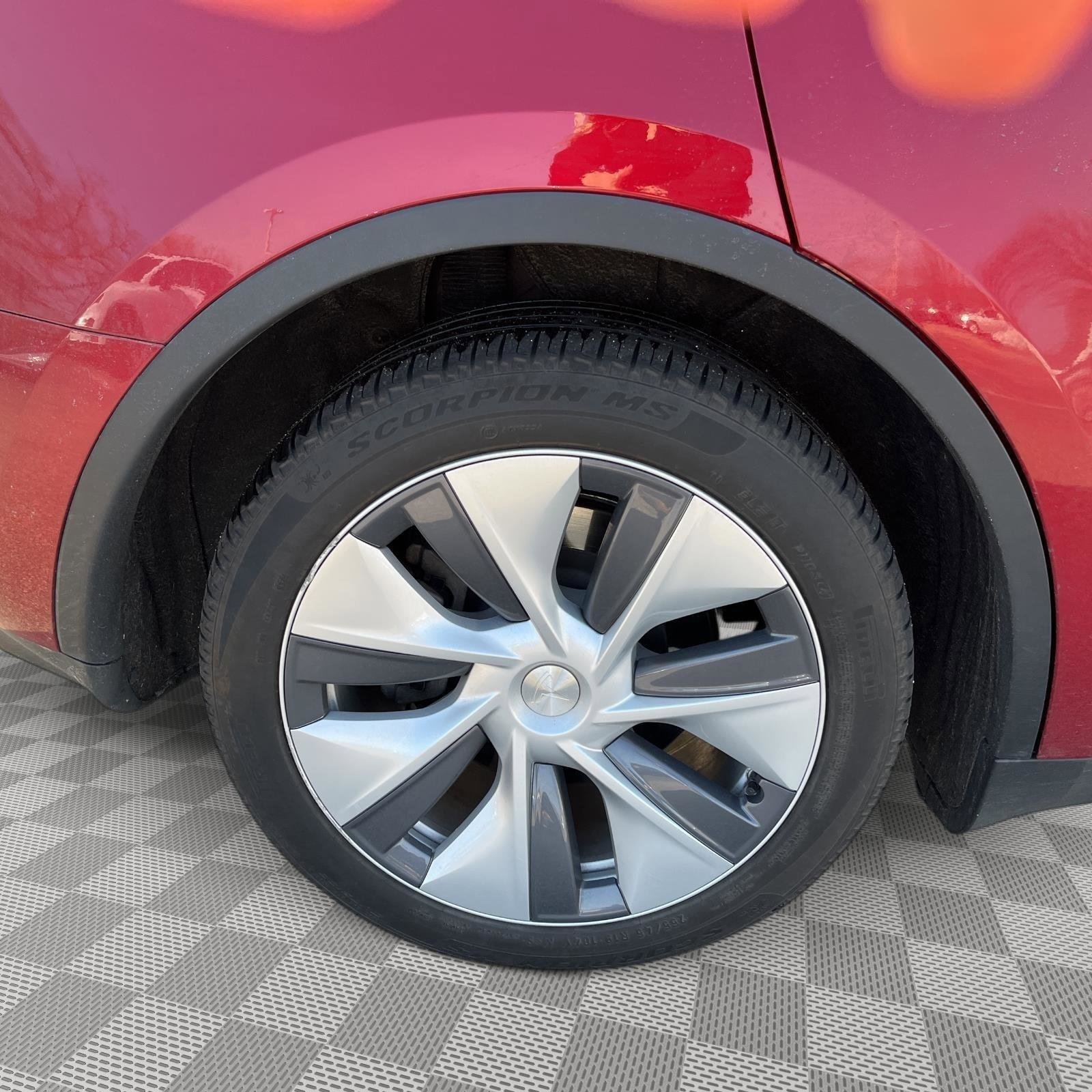 Used 2024 Tesla Model Y Long Range image 4
